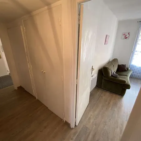 Apartment Fs520-b10 Appt 3 Pieces 6 Personnes Frejus
